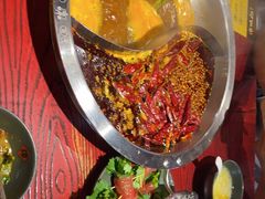 -谭鸭血老火锅(远大购物广场店)