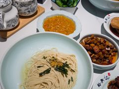 -裕兴记•蟹黄面馆(人民广场店)