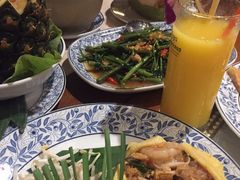 -卷心菜和避孕套餐厅(Pattaya)