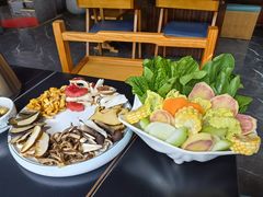 -野菌皇海景野生菌火锅(滨海大道店)