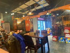 大堂-火枪手串吧·鹤岗小串涮肚(亦庄店)