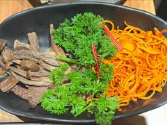 -捞王锅物料理(上海世茂广场店)