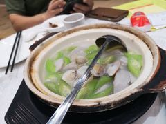 沙白芋仔水瓜浸白贝-鹅城