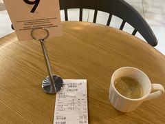 餐具摆设-HELLO 27 意面·沙拉·帕尼尼