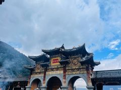 -冕宁灵山寺