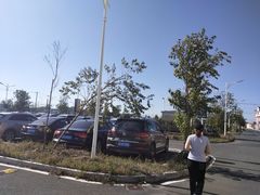 -枫叶小镇奥特莱斯