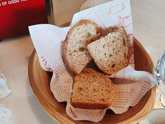 -弗兰克牛排西餐厅 Galla R By Ribone(上海首店)