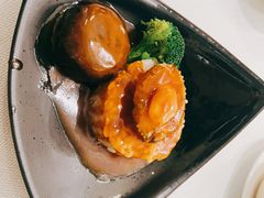 4头鲍鱼捞饭-夏宫中餐厅(静安香格里拉店)