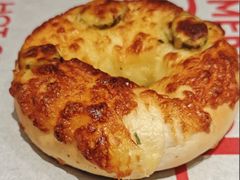 -HOT CRUSH趁热集合·现烤面包(上海环球港店)