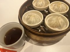 -馋三尺蟹粉小笼(人民广场店)