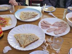 -溢心园香河肉饼总店