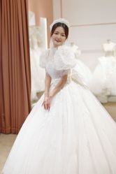 -派丽莫Pellimo原创设计婚纱品牌
