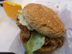 香辣鸡排堡套餐-华莱士·全鸡汉堡(新港店)