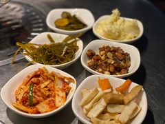 -韩聚屋韩国烤肉餐厅(新北万达店)