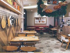 大堂-必胜客(大宁路店)