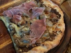 -羽深肉铺 Steak & Wine