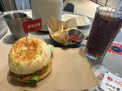 -必胜客(欢乐颂店)