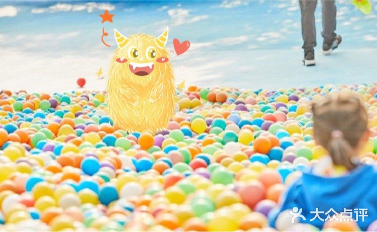 小萌娃和小萌宠的爱心集合