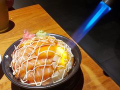 三文鱼火山丼-魔丼屋(日月光店)