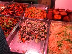 -老六素货(王顶堤店)