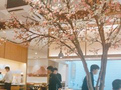 -蜜桃餐厅·伴山(湖滨商业街店)