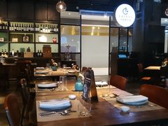 -Carbon莫卡哆·意大利复古集市餐厅(杭州大厦店)