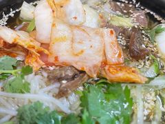 酸菜脊骨-砂锅酱骨