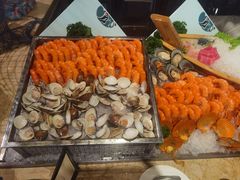 -大中华希尔顿酒店-念自助餐·嗨啤·小龙虾
