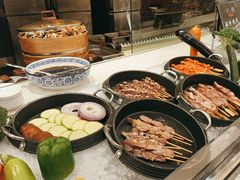 -元一希尔顿酒店·鲜切牛肉火锅禅自助餐厅
