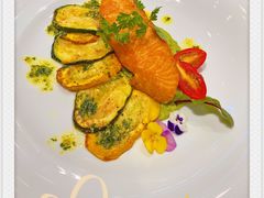 -théATRE茶聚场·餐厅(环球金融中心店)