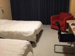 -西安国际陆港假日酒店