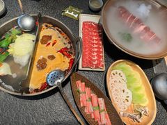 -三出山火锅(南京万象天地店)