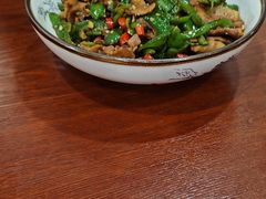 -湖南人家湘菜馆(镇江路店)