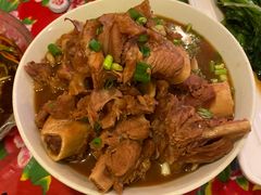 -闯关东东北农家菜(崂山石老人店)