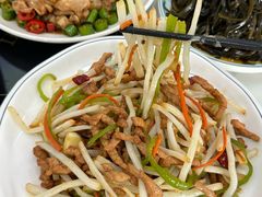-丹水桥地锅鱼·翘嘴鲌·地方特色全鱼宴(丹江口大坝店)