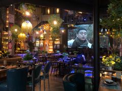 -临界音乐酒馆·小龙虾·江湖菜(华熙LIVE·鱼洞店)