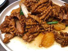 爆炒腰花-闫府私房菜·百年鲁菜(恒隆店)