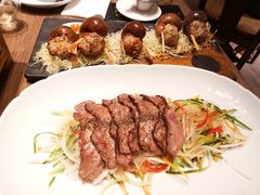 八月花 东涌店 菜 安格斯半熟牛肉沙律图片 香港 大众点评网