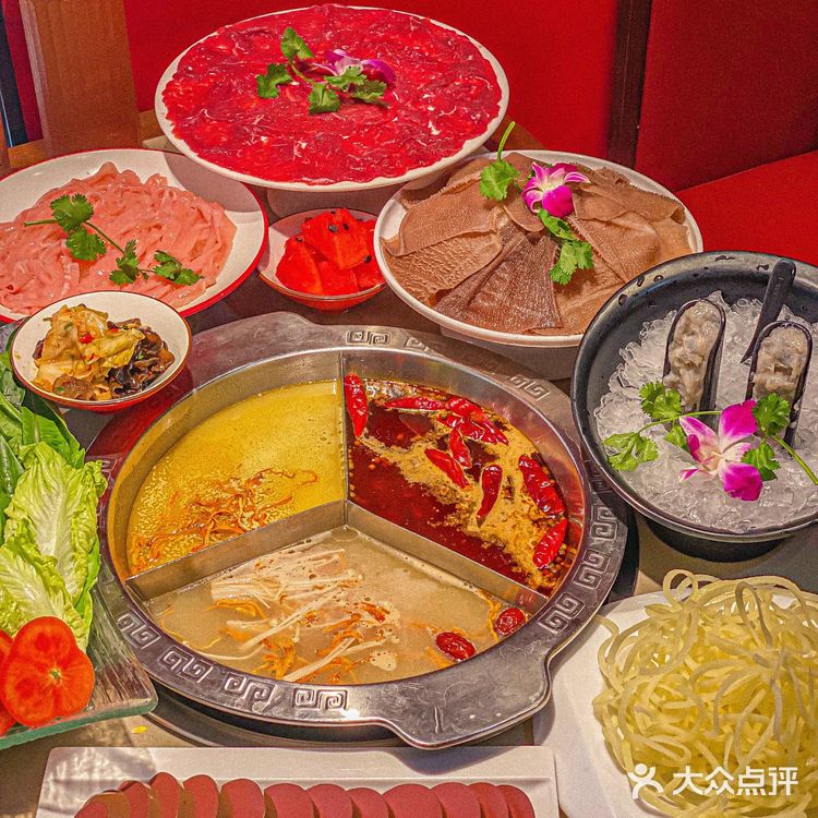 在广州就能吃到地地道道的重庆牛油火锅