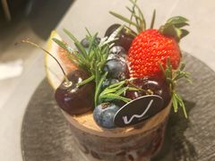 -W COLLECTIVE  DESSERT SHOP