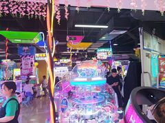 -直通车欢聚中心(崇州万达店)