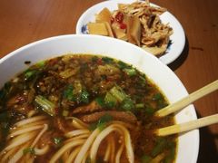 -矮子粉店1985·长沙米粉(湘春路店)