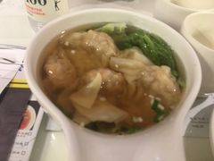 -新大咀港式茶餐厅(宝山万达店)