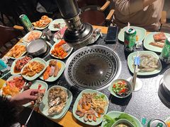 -釜御山海鲜烤肉火锅自助(新城市中心店)