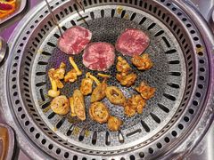 -马路牙子烧烤音乐酒馆(望京店)