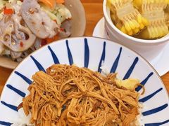 -红猪卤肉饭(大西洋美食城店)