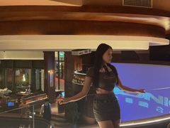 -MONICH牛排融合餐厅(和义大道购物中心店)