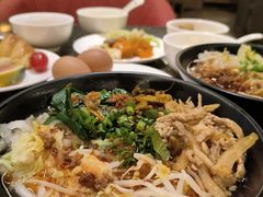 -昆明朗威酒店(昆明站火车站双桥夜市风情街店)