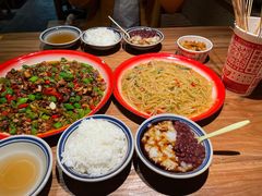 -泥糊破店小酒馆·团建聚餐(南京西路店)