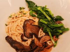 油泼菌子米线-一坐一忘云南菜(嘉里中心店)